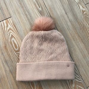 Lululemon Sherpa Weave Pom Beanie Porcelain Pink One size Merino wool blend